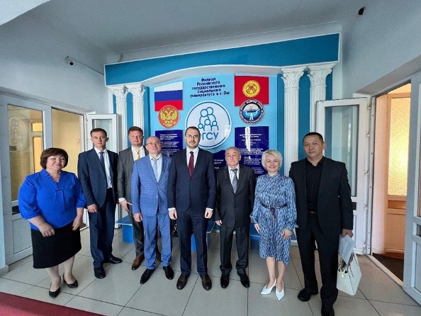 Состоялся визит делегации Министерства науки и высшего образования РФ в филиал РГСУ в городе Ош